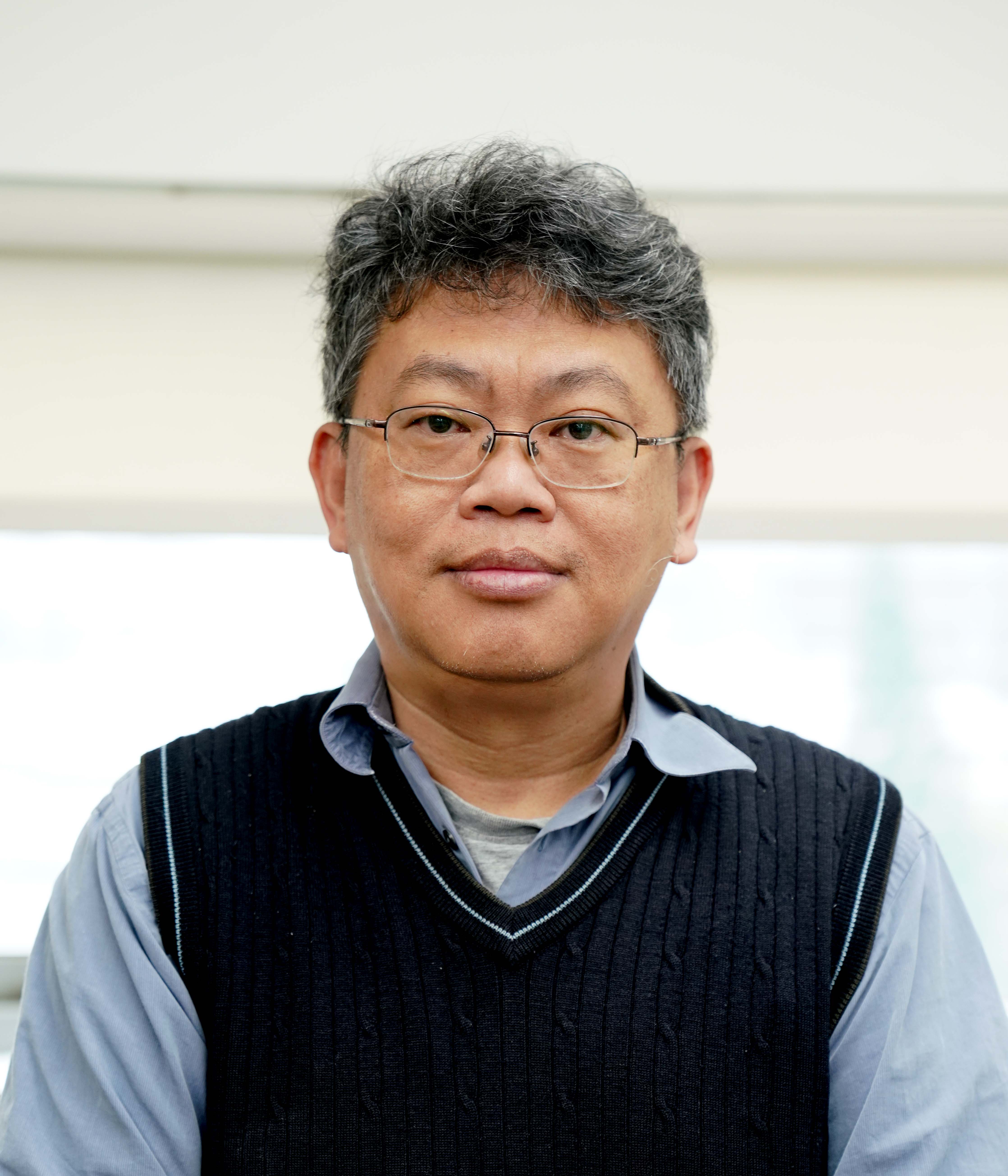鄭偉杰博士